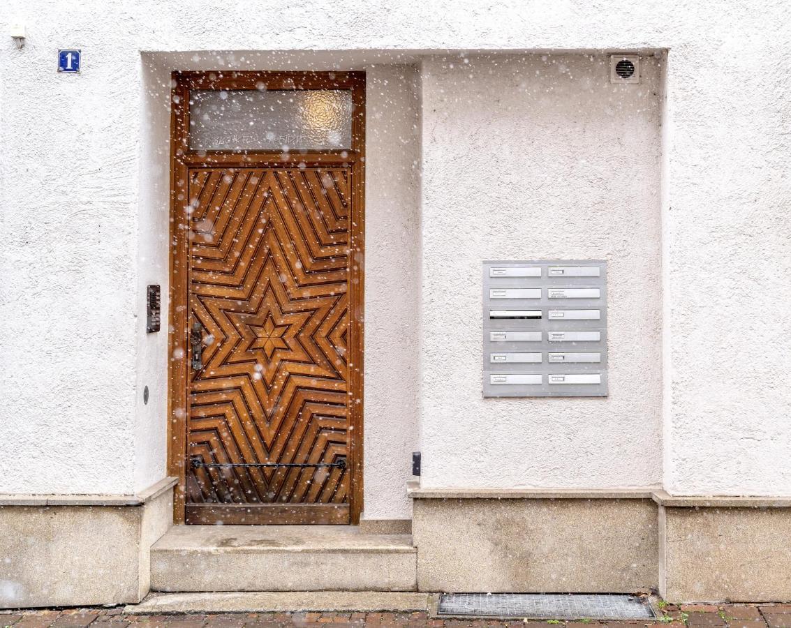 Altstadt Apartments zentral am Rathaus Augsburg Exterior foto